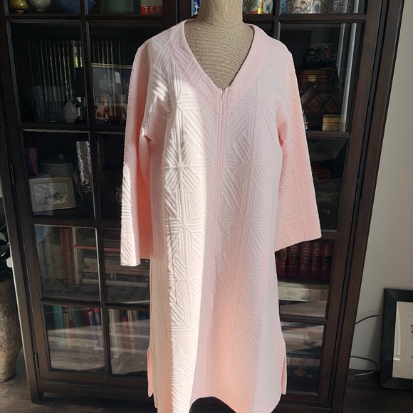 Natori, Mattelisse Pink Zipper Front Robe, Women’s Medium - Picture 1 of 5